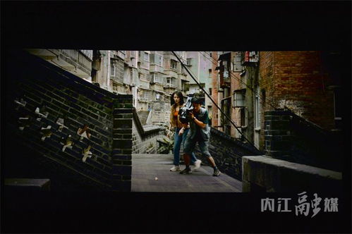 全国公映 内江话 甜城景在电影 走走停停 中 亮了